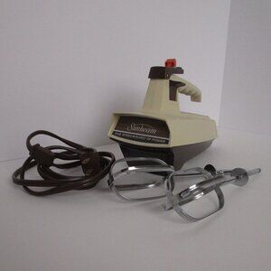 Sunbeam Mixmaster hand mixer